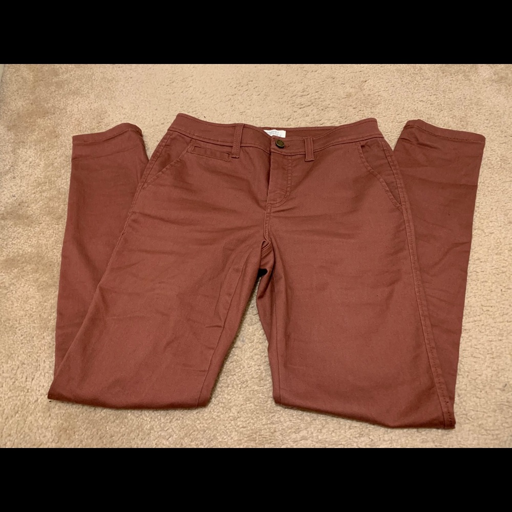 Mauve/ rose colored, skinny pants